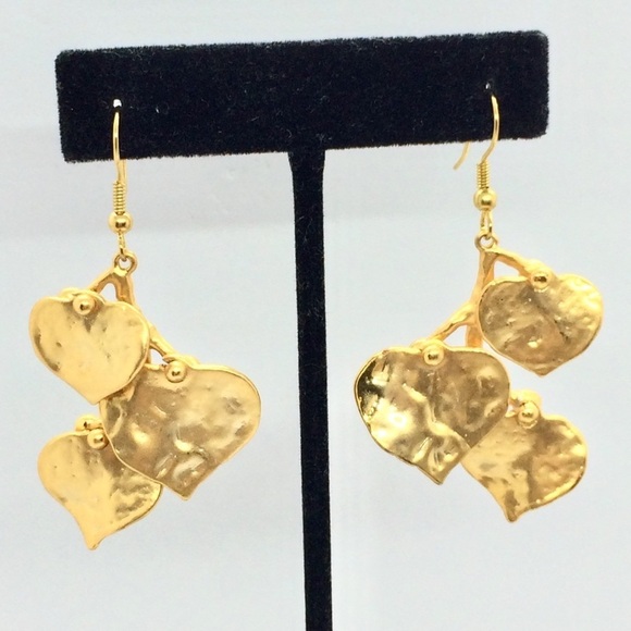 BRUSHED GOLD TONE EARRINGS TEXTURED ARTICULATED HEARTS LEAVES DANGLE - Picture 10 of 10